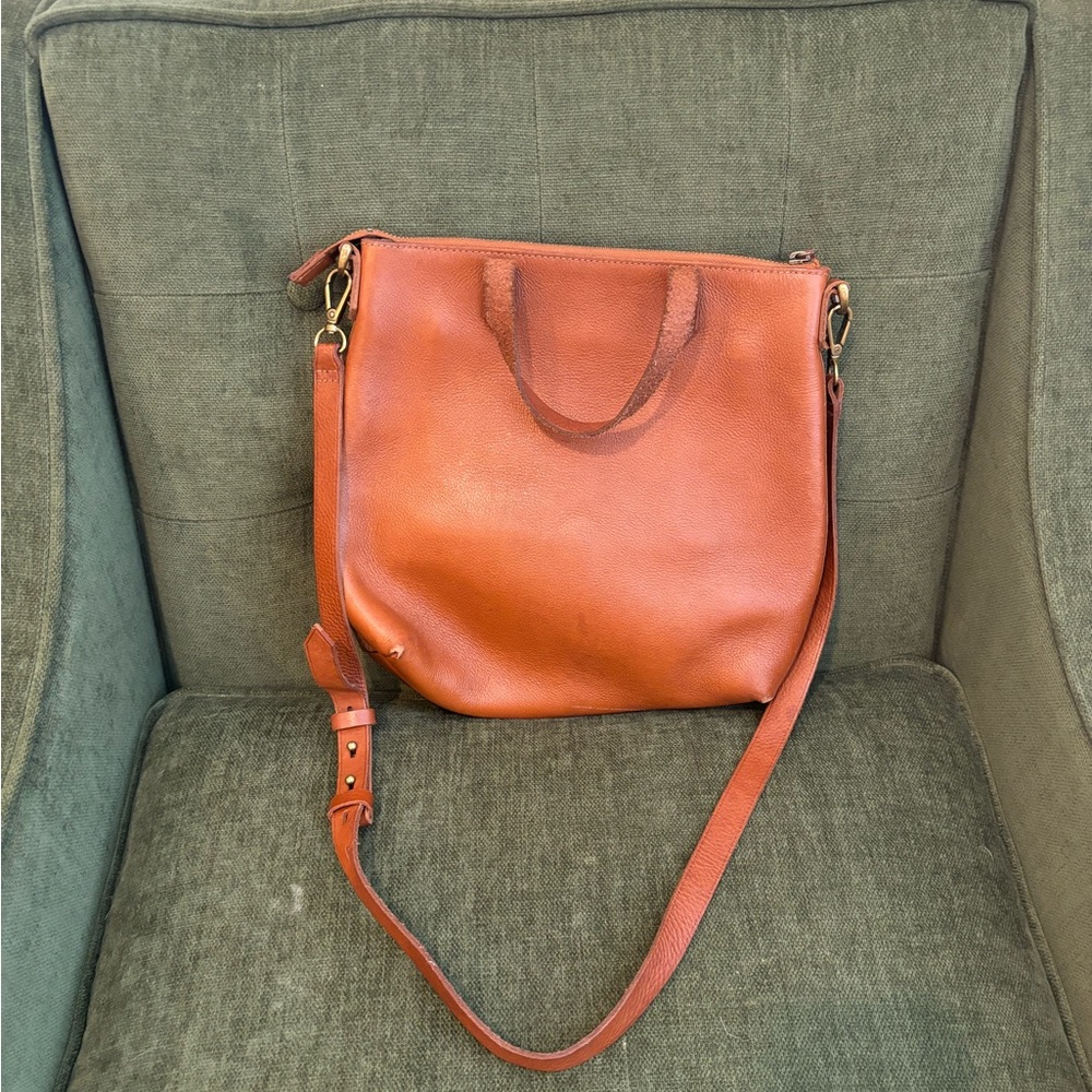 Madewell Transport Crossbody zip top in brown leather